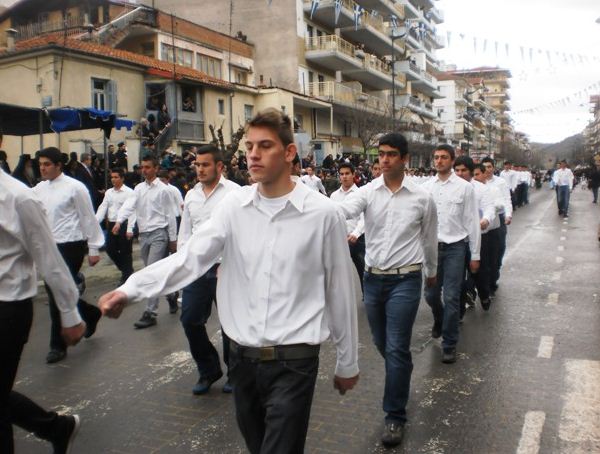 ΠΑΡΕΛΑΣΗ 2013