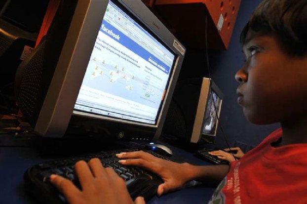 Σύμφωνα με την έρευνα Social Networking για την Ευρώπη, το ένα στα πέντε παιδιά στις ηλικίες 9 - 12 να διαθέτει προσωπικό προφίλ στο ίντερνετ