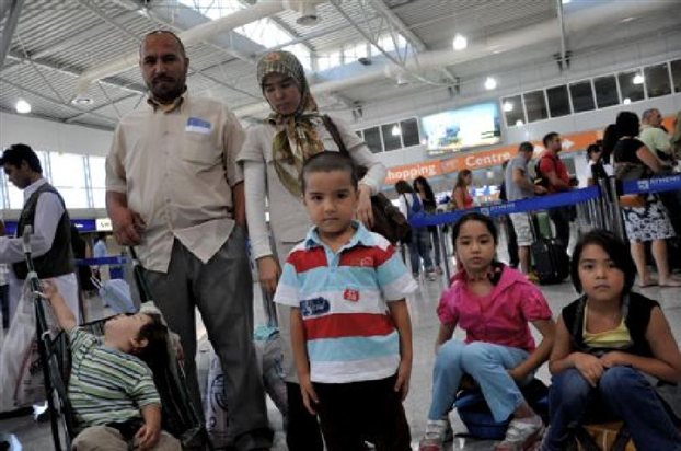 Οικογένεια Αφγαγών στο δρόμο της επιστροφής στην πατρίδα με το πρόγραμμα του Διεθνούς Οργανισμού Μετανάστευσης