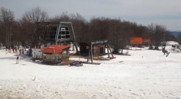 vasil;itsa πασχα 4