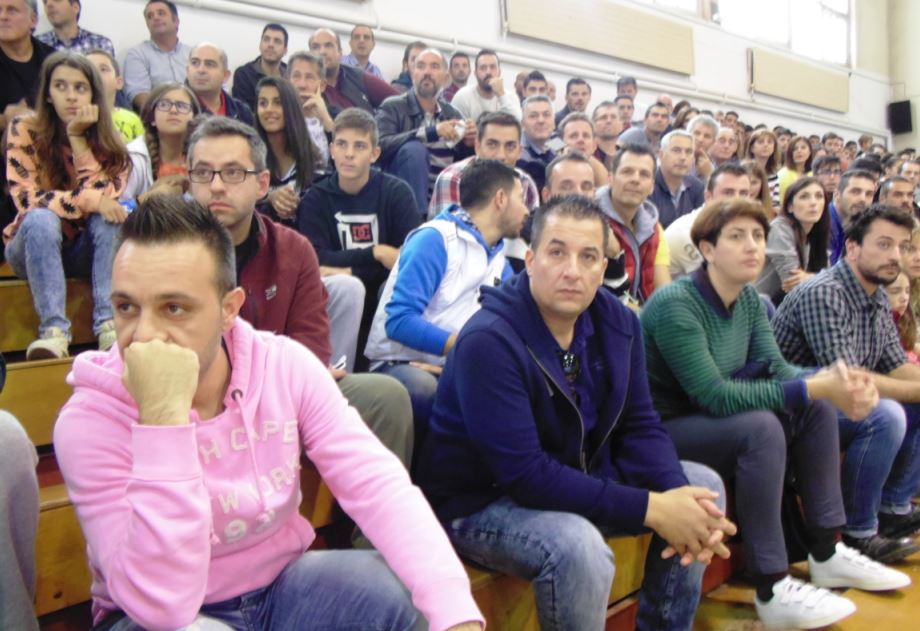 ΠΡΩΤΕΑΣ 2015 17